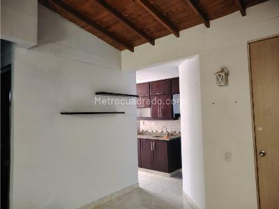 Apartamento de 3 alcobas en venta en Rodeo Alto, Medellín, 56 m² · foto 10 de 20