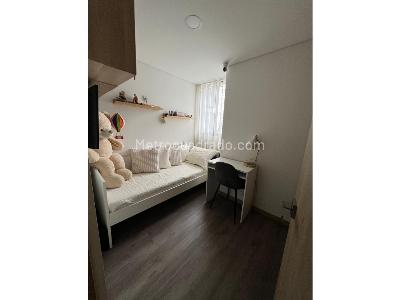 Apartamento de 3 alcobas en venta en Las Palmas, Medellín, 70 m² · foto 8 de 20
