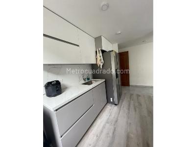 Apartamento de 2 alcobas en arriendo en San Diego, Medellín, 74 m² · foto 2 de 20
