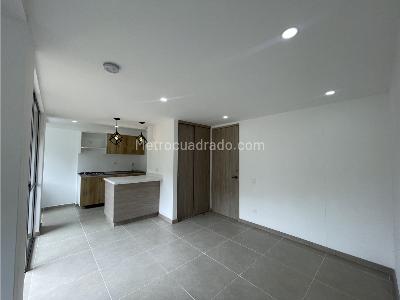 Apartamento de 2 alcobas en arriendo en Fontibon, Rionegro, 61 m² · foto 2 de 20