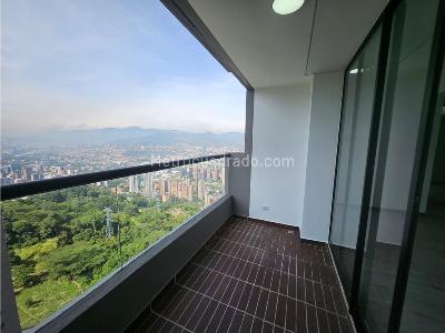 Apartamento de 2 alcobas en arriendo en Las Palmas, Medellín, 70 m² · foto 4 de 15