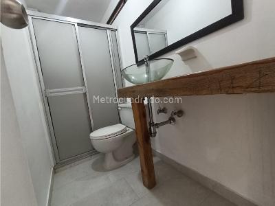 Casa de 4 alcobas en arriendo en La Mota, Medellín, 215 m² · foto 12 de 20