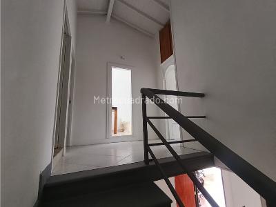 Casa de 4 alcobas en arriendo en La Mota, Medellín, 215 m² · foto 15 de 20