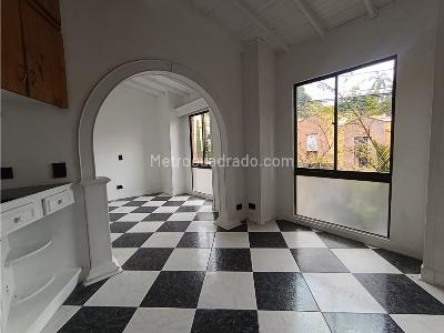 Casa de 4 alcobas en arriendo en La Mota, Medellín, 215 m² · foto 18 de 20