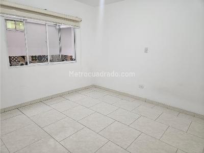 Casa de 3 alcobas en arriendo en Belen Rosales, Medellín, 146 m² · foto 16 de 20