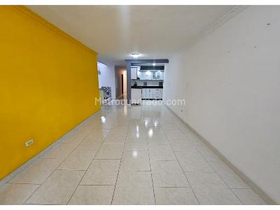 Casa de 3 alcobas en arriendo en Belen Rosales, Medellín, 146 m² · foto 5 de 20