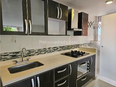 Apartamento de 2 alcobas en arriendo en El Esmeraldal, Envigado, 70 m² · foto 3 de 17