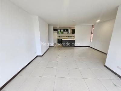 Apartamento de 2 alcobas en arriendo en El Esmeraldal, Envigado, 70 m² · foto 5 de 17