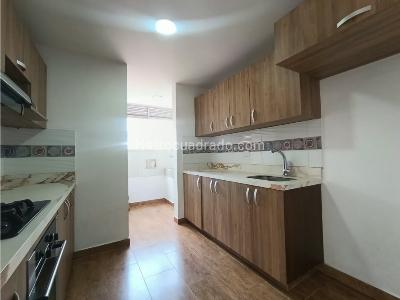 Apartamento de 3 alcobas en arriendo en Conquistadores, Medellín, 106 m² · foto 5 de 20