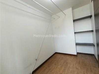 Apartamento de 3 alcobas en arriendo en Conquistadores, Medellín, 106 m² · foto 10 de 20