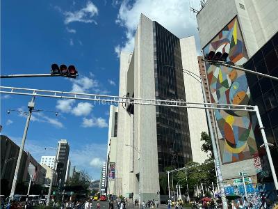 Apartamento de 3 alcobas en arriendo en Centro, Medellín, 130 m² · foto 19 de 20