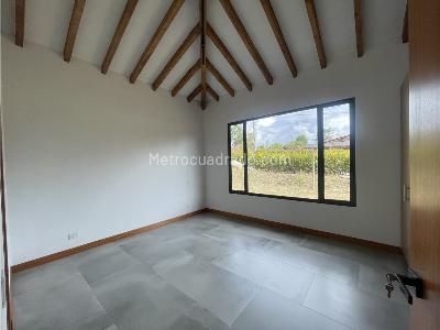 Casa de 2 alcobas en arriendo en San Antonio De Pereira, Rionegro, 1500 m² · foto 12 de 20