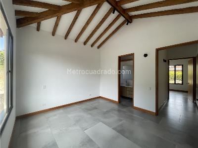 Casa de 2 alcobas en arriendo en San Antonio De Pereira, Rionegro, 1500 m² · foto 6 de 20