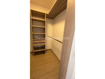 Apartaestudio en arriendo en Loma Del Escobero, Envigado, 54 m² · foto 13 de 20