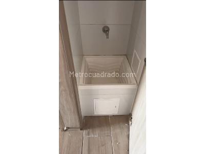 Apartaestudio en arriendo en Loma Del Escobero, Envigado, 54 m² · foto 18 de 20