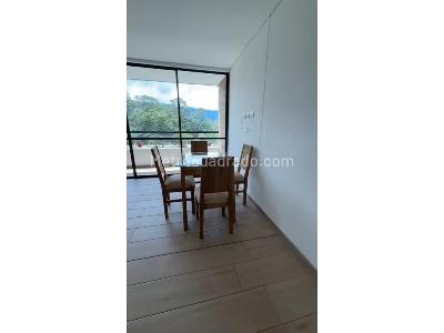 Apartaestudio en arriendo en Loma Del Escobero, Envigado, 54 m² · foto 4 de 20