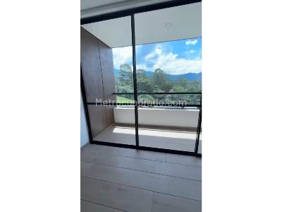 Apartaestudio en arriendo en Loma Del Escobero, Envigado, 54 m² · foto 5 de 20