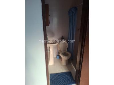 Casa de 5 alcobas en arriendo en Laureles, Medellín, 220 m² · foto 14 de 17