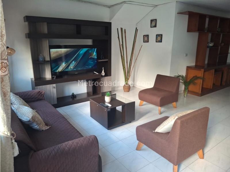 Casa en Arriendo, Laureles, Medellín