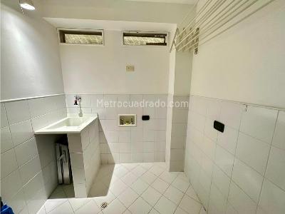 Apartaestudio en arriendo en Los Balsos Poblado, Medellín, 70 m² · foto 20 de 20