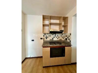 Apartaestudio en arriendo en Los Balsos Poblado, Medellín, 70 m² · foto 7 de 20