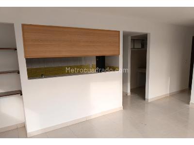 Apartamento de 2 alcobas en arriendo en Las Palmas, Medellín, 71 m² · foto 3 de 15