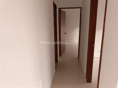 Apartamento de 2 alcobas en arriendo en Las Palmas, Medellín, 71 m² · foto 6 de 15