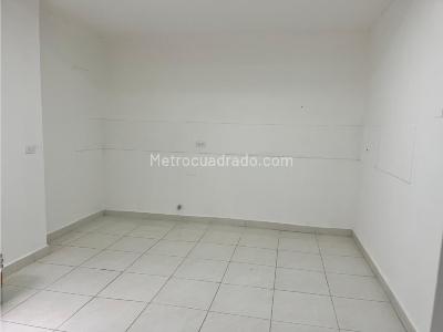 Casa de 4 alcobas en arriendo en Estadio, Medellín, 110 m² · foto 10 de 12