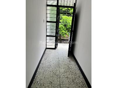 Casa de 4 alcobas en arriendo en Estadio, Medellín, 110 m² · foto 8 de 12