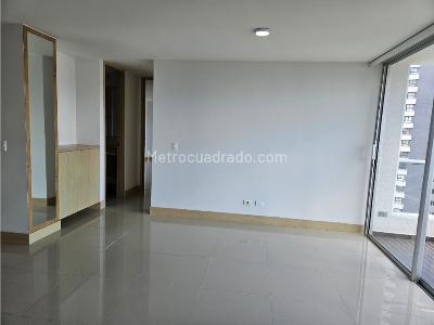 Apartamento de 2 alcobas en arriendo en Loma Del Indio, Medellín, 81 m² · foto 9 de 20