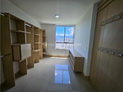 Apartamento de 2 alcobas en arriendo en Loma Del Indio, Medellín, 81 m² · foto 16 de 20