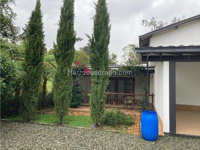 Casa de 4 alcobas en arriendo en Llano Grande, Rionegro, 500 m² · foto 3 de 20