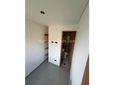Apartamento de 3 alcobas en venta en Los Balsos Poblado, Medellín, 150 m² · foto 6 de 20