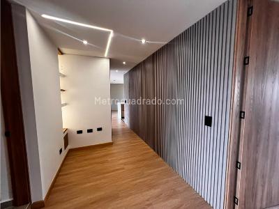 Apartamento de 3 alcobas en venta en Los Balsos Poblado, Medellín, 150 m² · foto 9 de 20