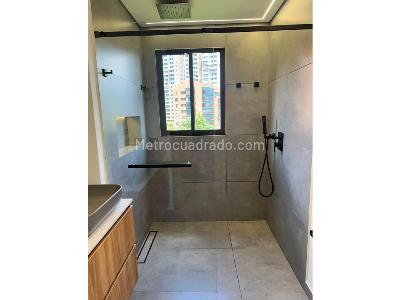 Apartamento de 3 alcobas en venta en Los Balsos Poblado, Medellín, 150 m² · foto 13 de 20