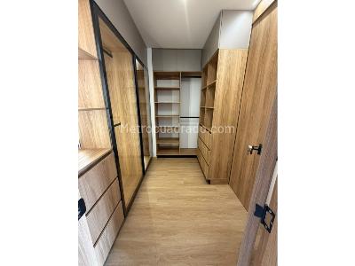 Apartamento de 3 alcobas en venta en Los Balsos Poblado, Medellín, 150 m² · foto 17 de 20