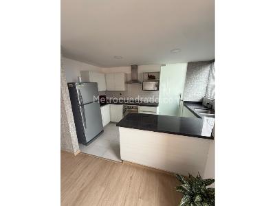 Apartamento de 2 alcobas en venta en Castropol, Medellín, 117 m² · foto 4 de 20