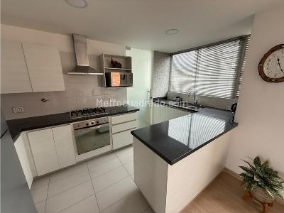 Apartamento de 2 alcobas en venta en Castropol, Medellín, 117 m² · foto 9 de 20