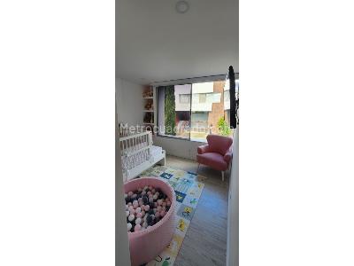 Casa de 3 alcobas en venta en Loma Del Chocho, Envigado, 202 m² · foto 12 de 20