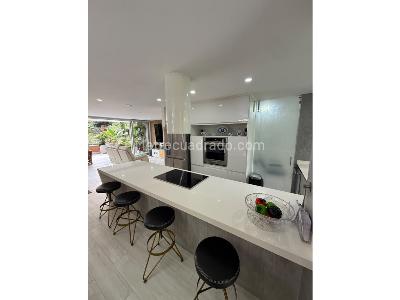 Apartamento de 3 alcobas en venta en Castropol, Medellín, 250 m² · foto 15 de 20