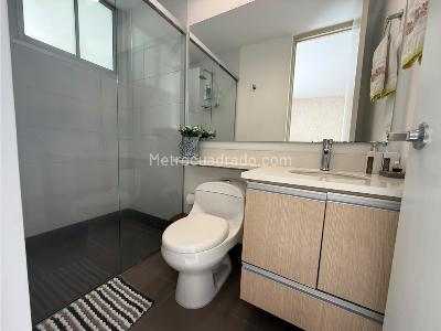 Apartamento de 3 alcobas en venta en Castropol, Medellín, 250 m² · foto 19 de 20