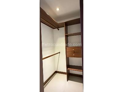 Apartamento de 2 alcobas en arriendo en Loma Del Indio, Medellín, 75 m² · foto 9 de 11