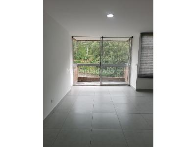 Apartamento de 2 alcobas en venta en Loma Del Indio, Medellín, 58 m² · foto 3 de 18
