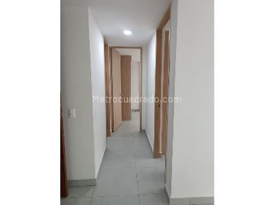 Apartamento de 2 alcobas en venta en Loma Del Indio, Medellín, 58 m² · foto 7 de 18