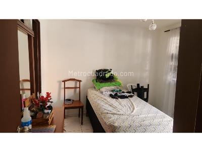 Apartamento de 4 alcobas en venta en La Castellana, Medellín, 147 m² · foto 2 de 13