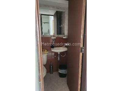 Apartamento de 4 alcobas en venta en La Castellana, Medellín, 147 m² · foto 9 de 13