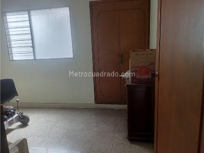 Casa de 3 alcobas en venta en Calasanz, Medellín, 114 m² · foto 18 de 20