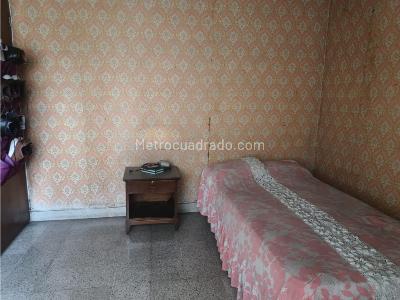 Casa de 3 alcobas en venta en Calasanz, Medellín, 114 m² · foto 19 de 20