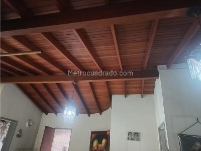 Casa de 3 alcobas en venta en Calasanz, Medellín, 114 m² · foto 3 de 20