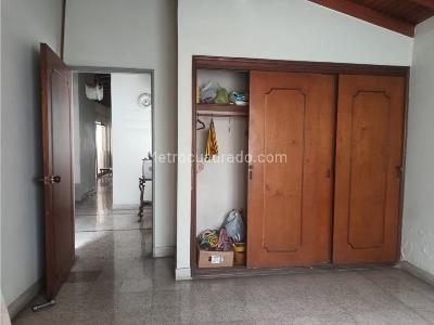 Casa de 3 alcobas en venta en Calasanz, Medellín, 114 m² · foto 9 de 20